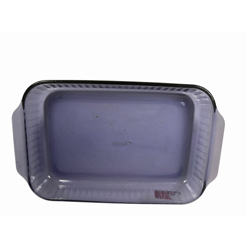 Vintage Pyrex 233-R Amethyst Purple 3Qt 13"x9"x2" Baking Dish